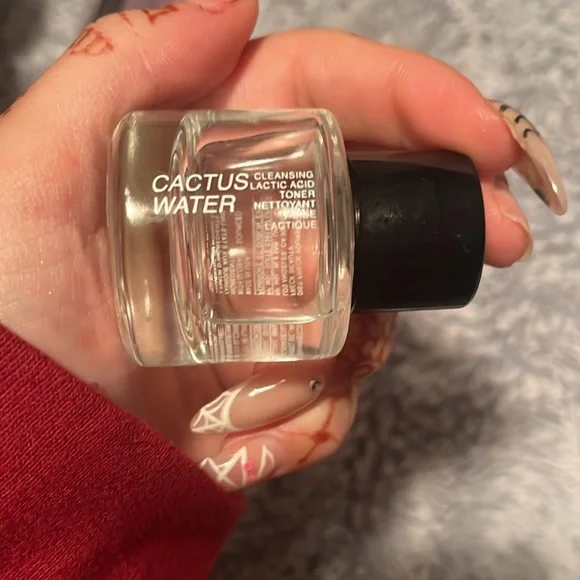 Skin Care Bundle - Picture 4 of 10